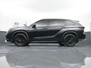 Toyota Highlander 2024 XSE 4dr SUV