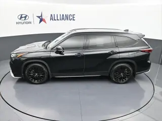 Toyota Highlander 2024 XSE 4dr SUV