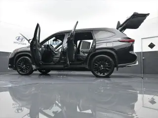 Toyota Highlander 2024 XSE 4dr SUV