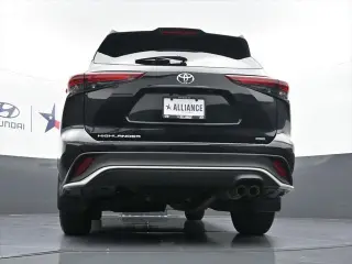 Toyota Highlander 2024 XSE 4dr SUV