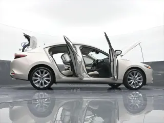 Mazda Mazda3 Sedan 2026 2.5 S Preferred 4dr Sedan