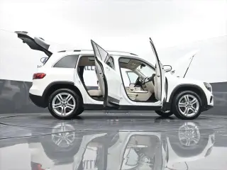 Mercedes-Benz GLB 2021 AWD GLB 250 4MATIC 4dr SUV
