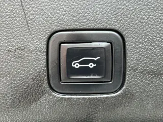 Chevrolet Suburban 2022 4x4 RST 4dr SUV