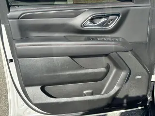 Chevrolet Suburban 2022 4x4 RST 4dr SUV