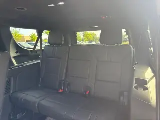 Chevrolet Suburban 2022 4x4 RST 4dr SUV