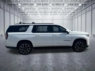 Chevrolet Suburban 2022 4x4 RST 4dr SUV