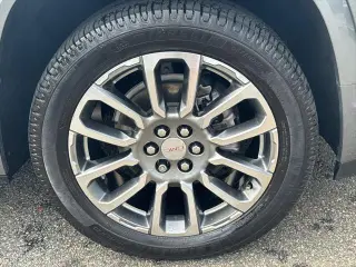 GMC Acadia 2021 Denali 4dr SUV