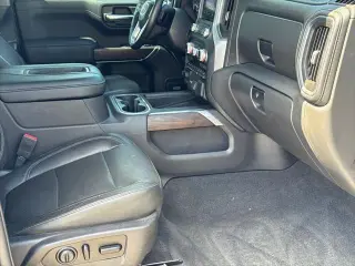 GMC Sierra 1500 2020 4x4 SLT 4dr Crew Cab 5.8 ft. SB