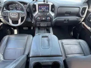 GMC Sierra 1500 2020 4x4 SLT 4dr Crew Cab 5.8 ft. SB