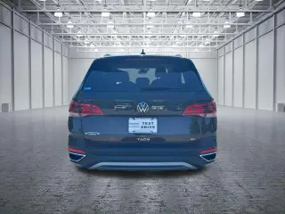 Volkswagen Taos 2023 SE 4dr SUV