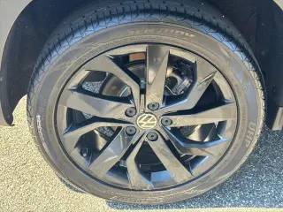 Volkswagen Taos 2023 SE 4dr SUV