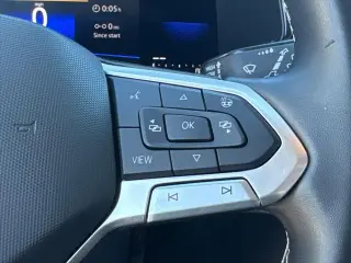 Volkswagen Taos 2023 SE 4dr SUV