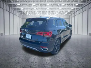 Volkswagen Taos 2023 SE 4dr SUV