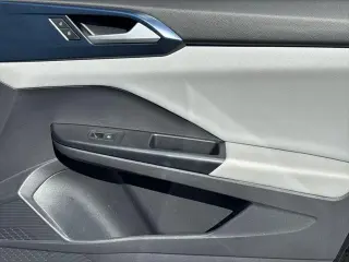 Volkswagen Taos 2023 SE 4dr SUV