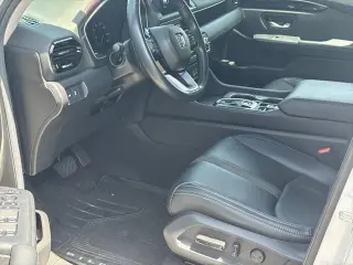 Honda Pilot 2024 Touring 4dr SUV