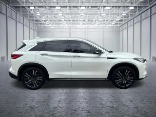 INFINITI QX50 2022 Luxe 4dr Crossover