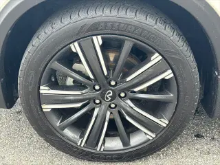 INFINITI QX50 2022 Luxe 4dr Crossover