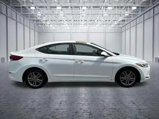 Hyundai ELANTRA 2018 SEL 4dr Sedan (US)