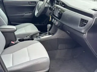 Toyota Corolla 2016 L 4dr Sedan 6M
