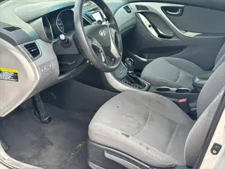 Hyundai ELANTRA 2015 SE 4dr Sedan 6M