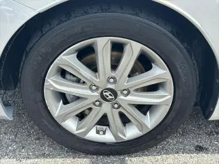 Hyundai ELANTRA 2015 SE 4dr Sedan 6M