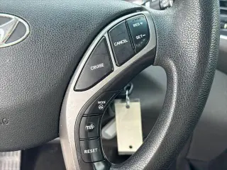 Hyundai ELANTRA 2015 SE 4dr Sedan 6M