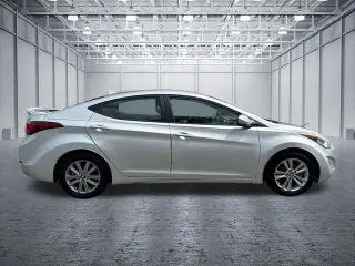 Hyundai ELANTRA 2015 SE 4dr Sedan 6M