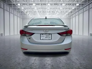 Hyundai ELANTRA 2015 SE 4dr Sedan 6M