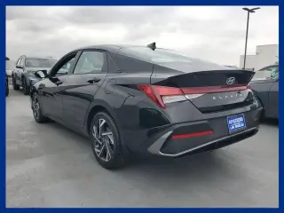 Hyundai ELANTRA 2025 SEL Sport 4dr Sedan