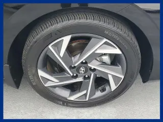 Hyundai ELANTRA 2025 SEL Sport 4dr Sedan
