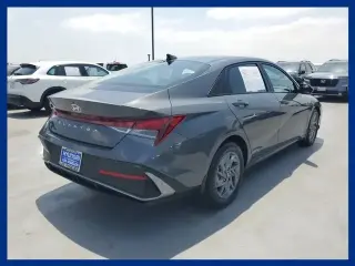 Hyundai ELANTRA 2024 SEL 4dr Sedan