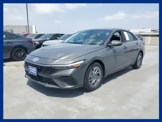 Hyundai ELANTRA 2024 SEL 4dr Sedan
