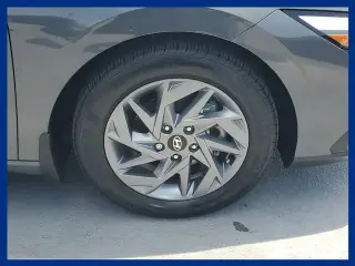 Hyundai ELANTRA 2024 SEL 4dr Sedan