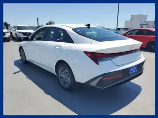 Hyundai ELANTRA 2024 SEL 4dr Sedan