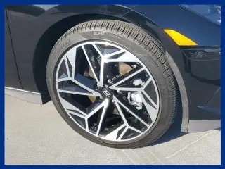 Hyundai IONIQ 6 2024 Limited 4dr Sedan