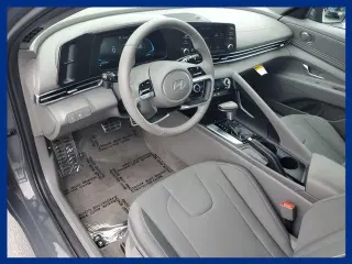 Hyundai ELANTRA 2025 SEL Sport 4dr Sedan