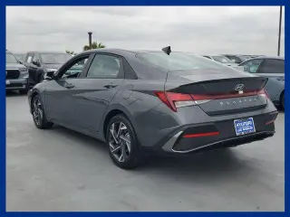 Hyundai ELANTRA 2025 SEL Sport 4dr Sedan