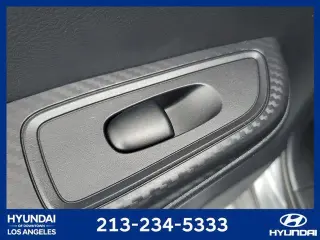 Nissan Versa 2020 SR 4dr Sedan