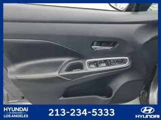 Nissan Versa 2020 SR 4dr Sedan