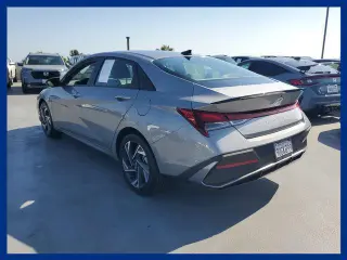 Hyundai ELANTRA 2025 SEL Sport 4dr Sedan