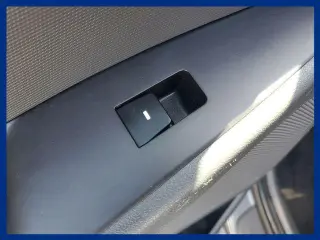 Hyundai IONIQ Hybrid 2017 Blue 4dr Hatchback
