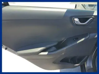 Hyundai IONIQ Hybrid 2017 Blue 4dr Hatchback