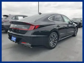 Hyundai SONATA 2023 Limited 4dr Sedan