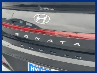 Hyundai SONATA 2023 Limited 4dr Sedan