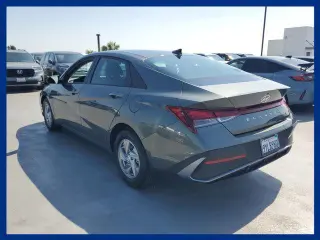 Hyundai ELANTRA 2026 SE 4dr Sedan