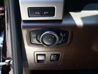 Ford F-150 2018 4x4 King Ranch 4dr SuperCrew 5.5 ft. SB