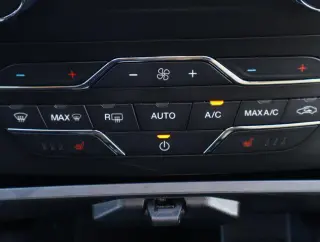 Ford Edge 2019 SEL 4dr Crossover