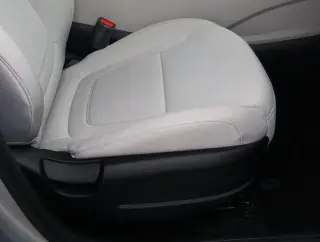Hyundai TUCSON 2026 SE 4dr SUV