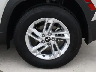 Hyundai TUCSON 2026 SE 4dr SUV