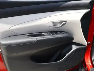 Hyundai TUCSON 2026 SEL Premium 4dr SUV
